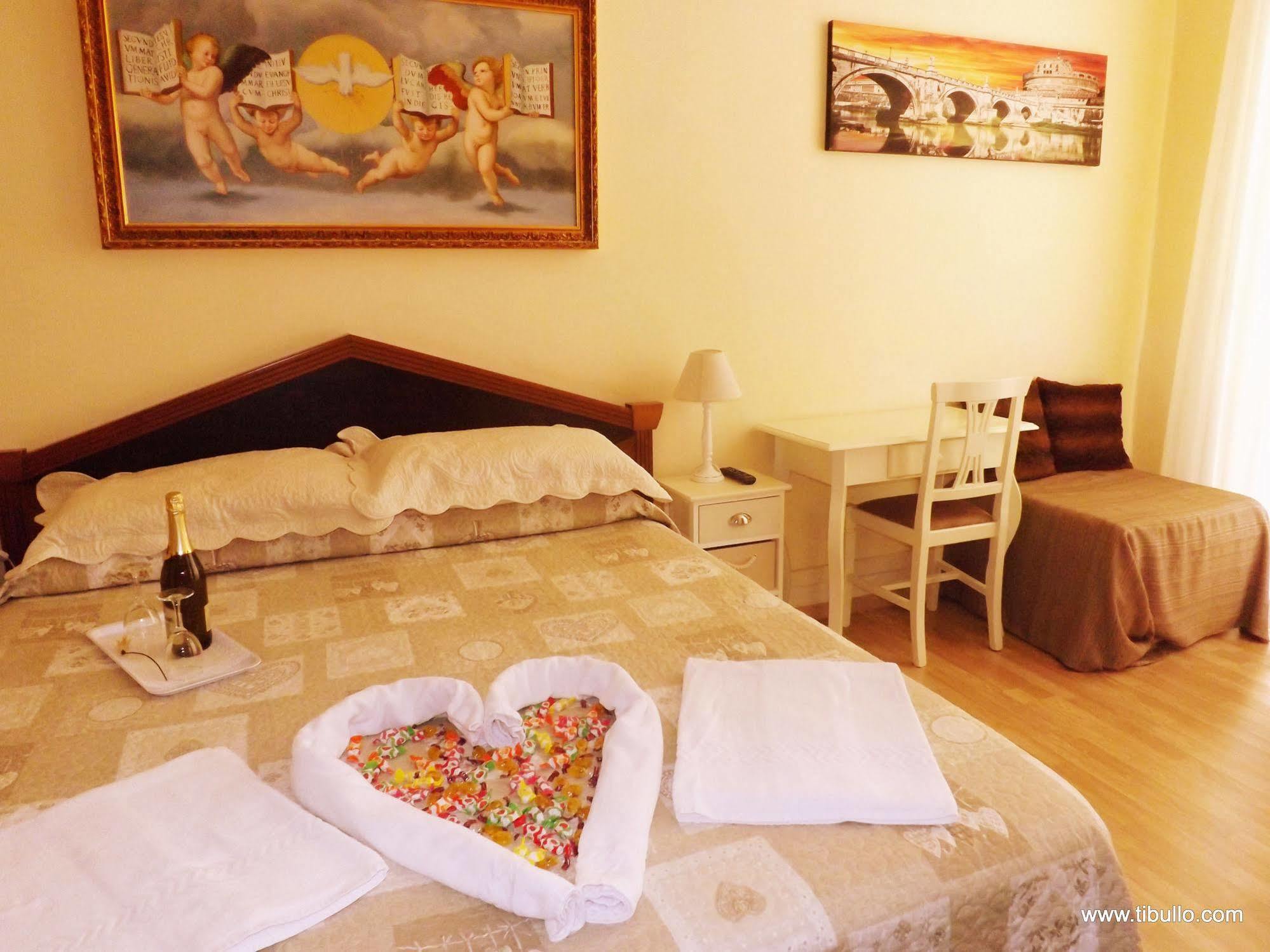 רומא Tibullo Guesthouse מראה חיצוני תמונה
